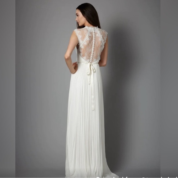 BHLDN Ivory Lace Wedding Gown - Picture 4 of 7